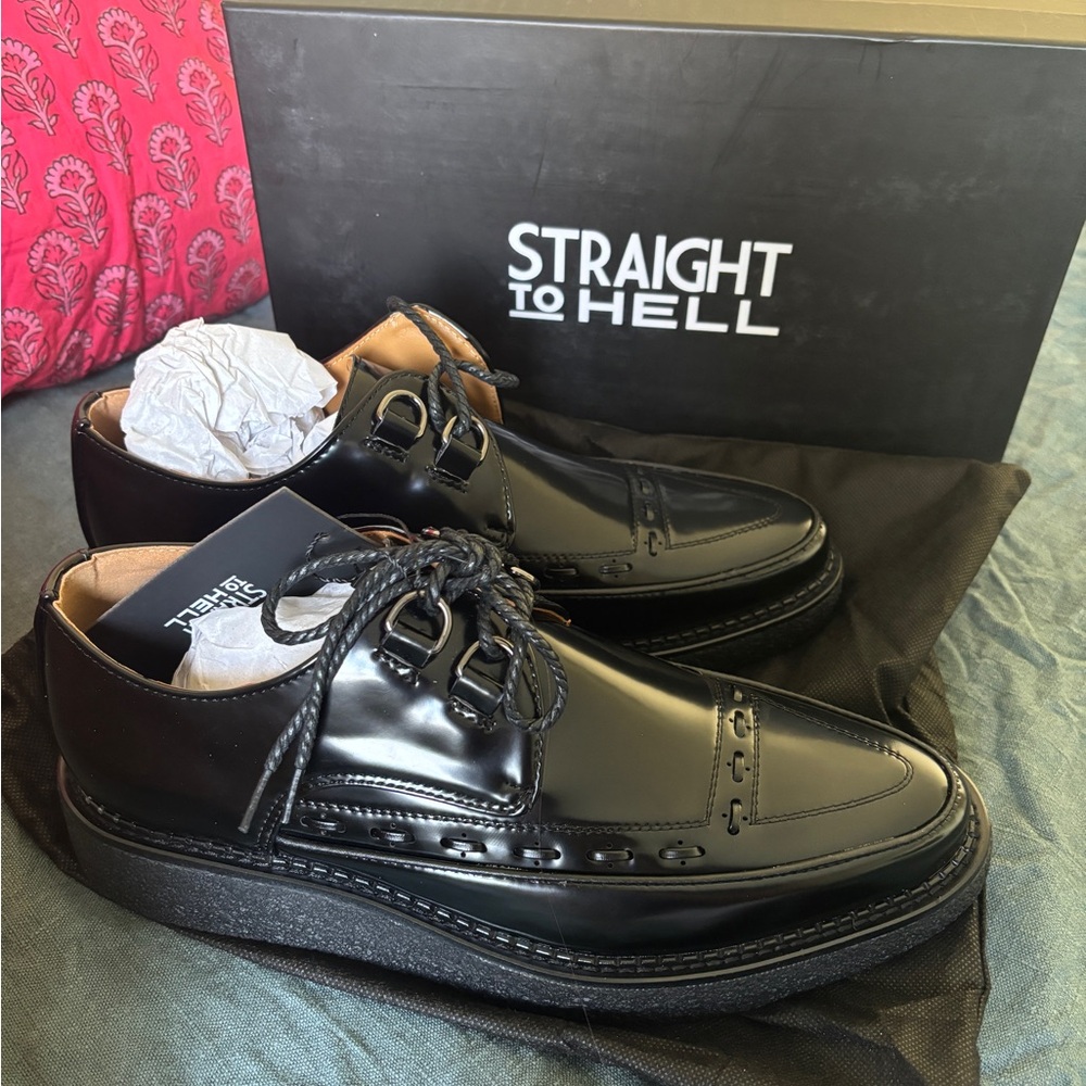 STRAIGHT TO HELL - VEGAN HAWKINS – BLACK FAUX LEATHER CREEPERS - M 9 / W 10.5